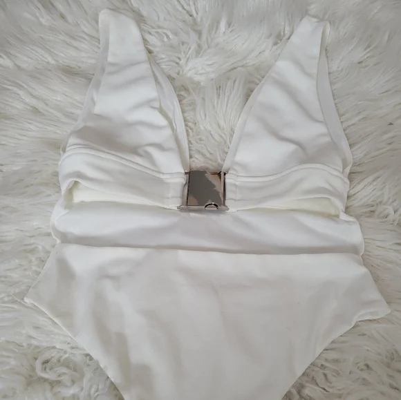 NWOT Fashion Nova White Bodysuit Small - Picture 2 of 5
